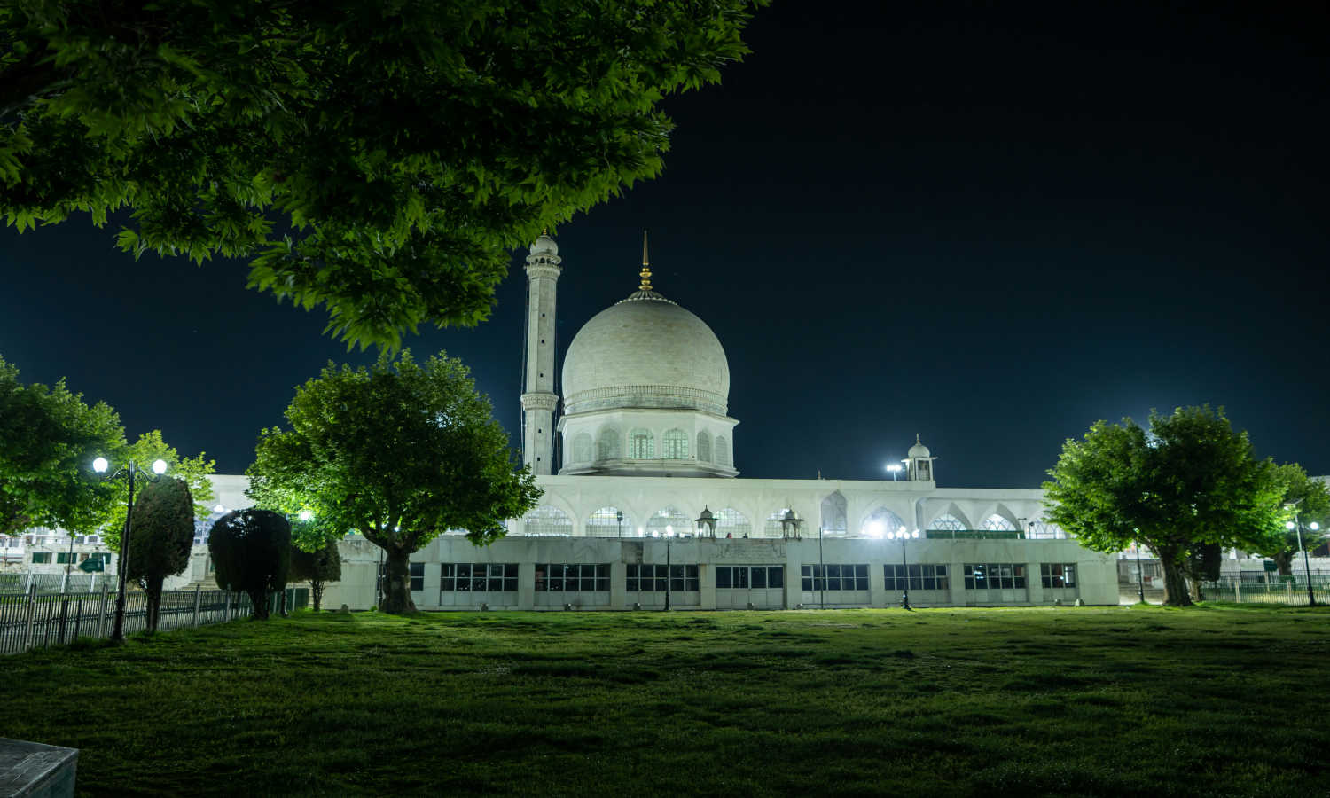 Hazratbal Shrine: Kashmir’s Holiest Muslim Site